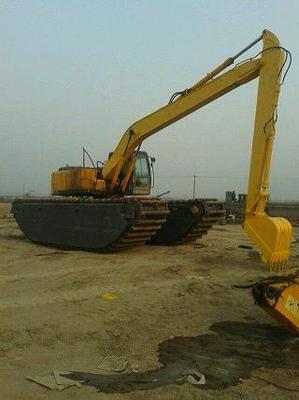 自貢清淤機(jī)械設(shè)備出租水陸挖掘機(jī)出租