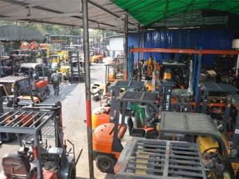 成都工程機械市場新動態 全新二手內燃電動叉車轉讓與租賃服務全面解析